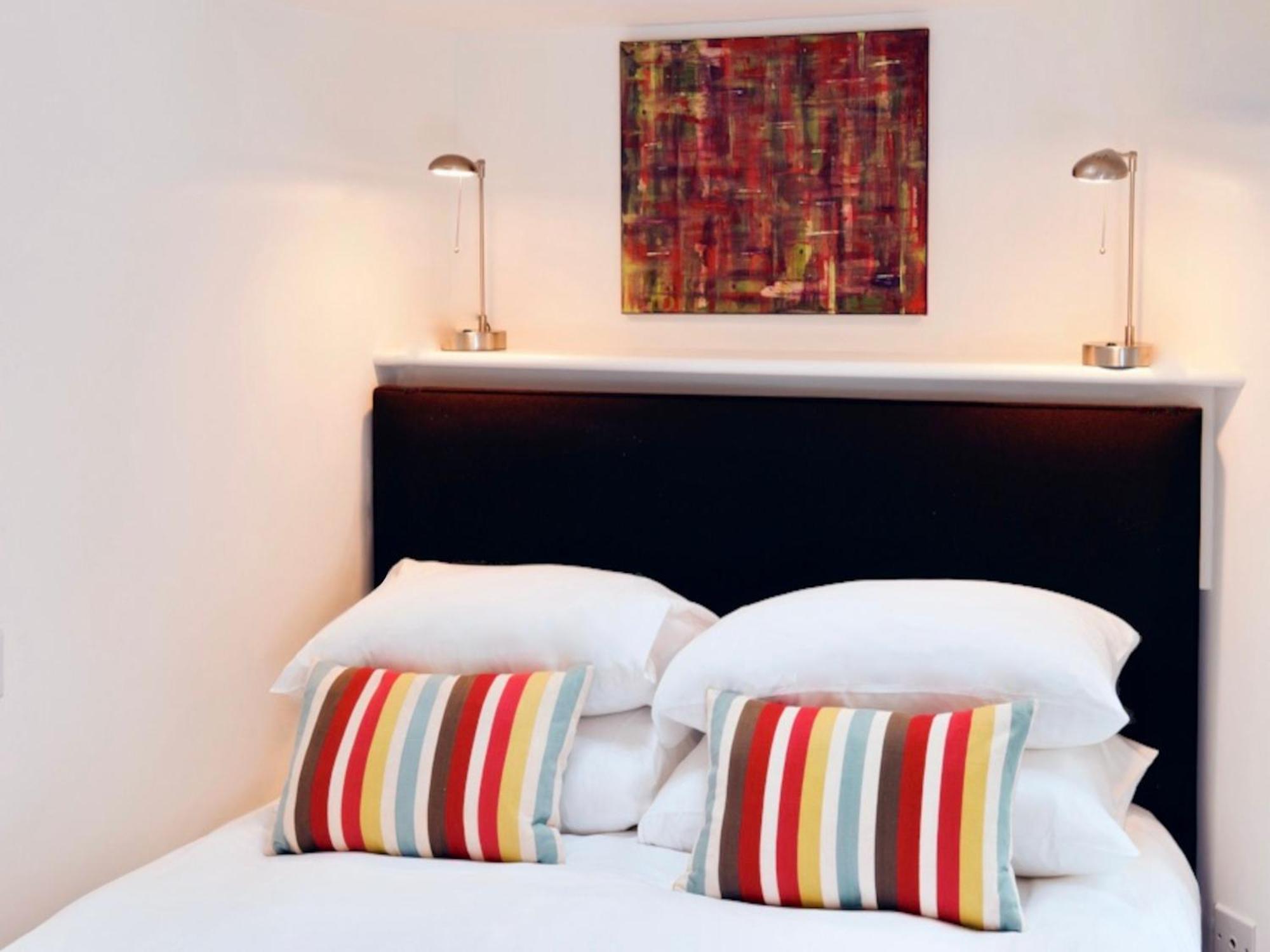 Your Space Apartments - Cambridge Place エクステリア 写真